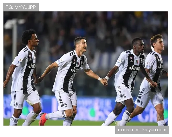 尤文图斯与科莫积分差距缩小至一分 欧联杯席位争夺悬念再起