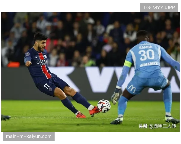 恩里克对穆阿尼替补角色管理，成巴黎更衣室潜在课题